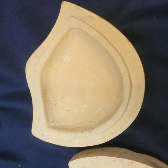 Seashell Trinket Dish ~ Carved Stone ~ Soapstone - Picture 5 of 11